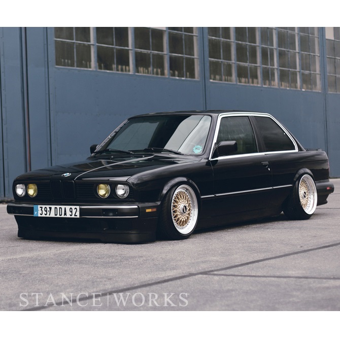 E30