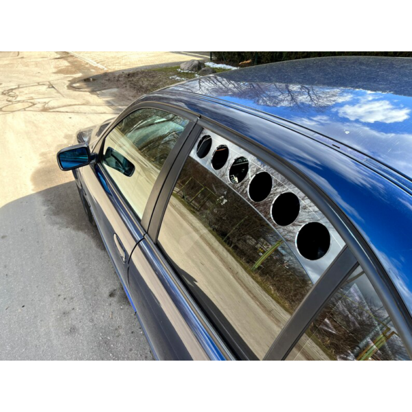 BMW E39 sedaan akende tuulutusavad (Window Vents)