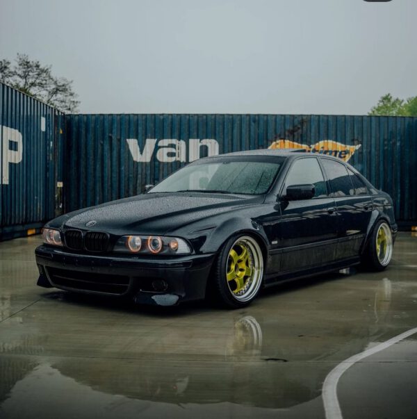 BMW E39 wide body kit
