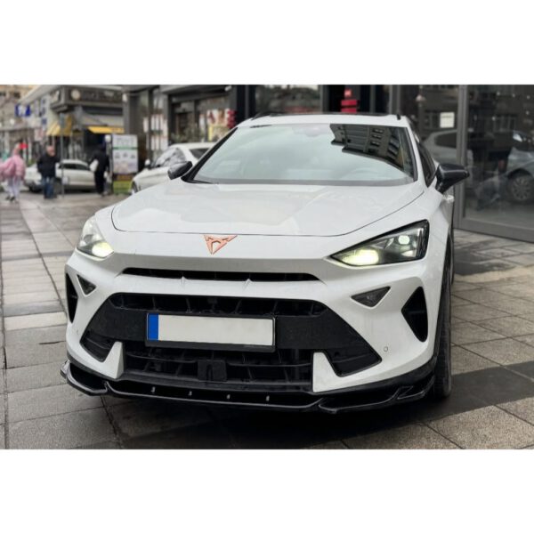 Cupra Formentor esimene splitter