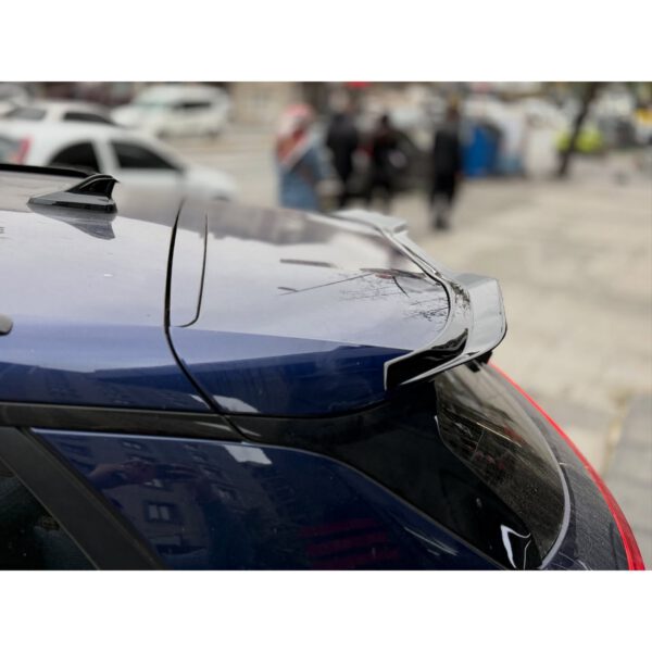 Cupra Terramar spoiler