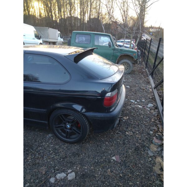 BMW E36 Compact "aggressive" katuse spoiler